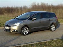 Peugeot 5008 1,6  Hdi Exclusive, foto: BENZIN.sk
