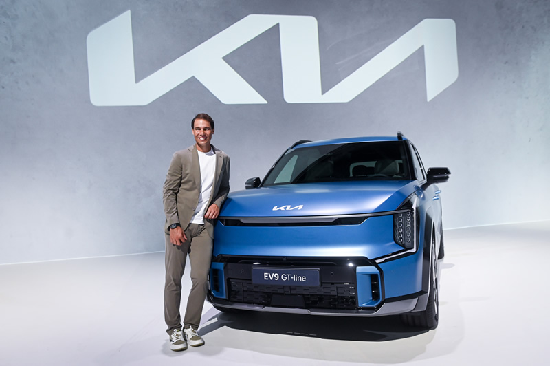 Nadal a Kia auto