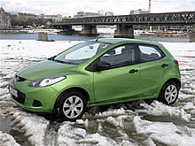 Mazda 2 Diesel, foto: Ladislav Luk��, BENZIN.sk