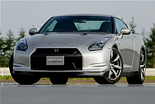NISSAN GT-R