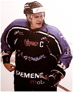 RICHARD KAPU� - odchovanec bratislavsk�ho Slovana, z�skal �es� extraligov�ch titulov.